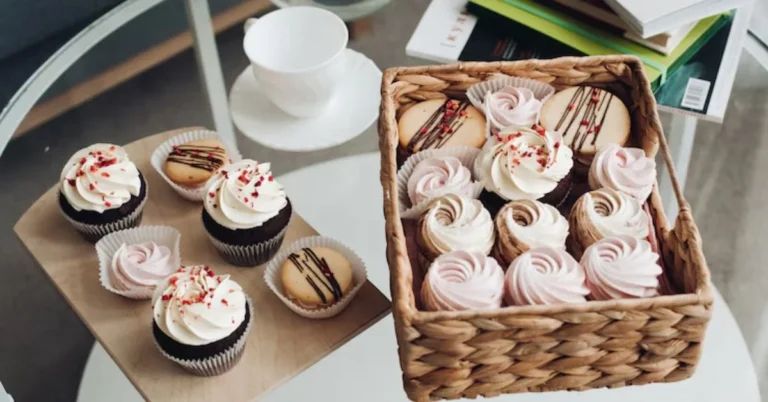 Cake Tasting Box